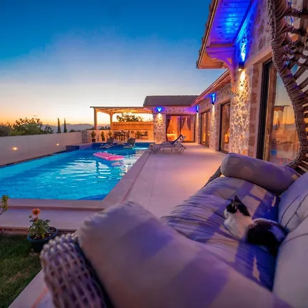 Villa Inci - 2 Bedroom In Kalkan Kaş