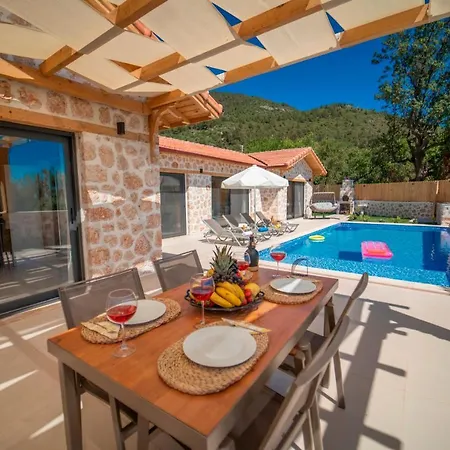 Inci - 2 Bedroom In Kalkan