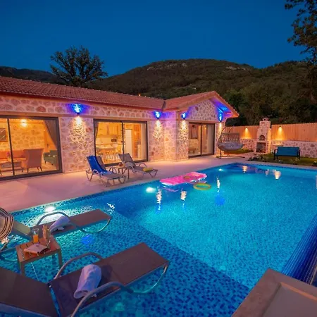 Inci - 2 Bedroom In Kalkan Villa *